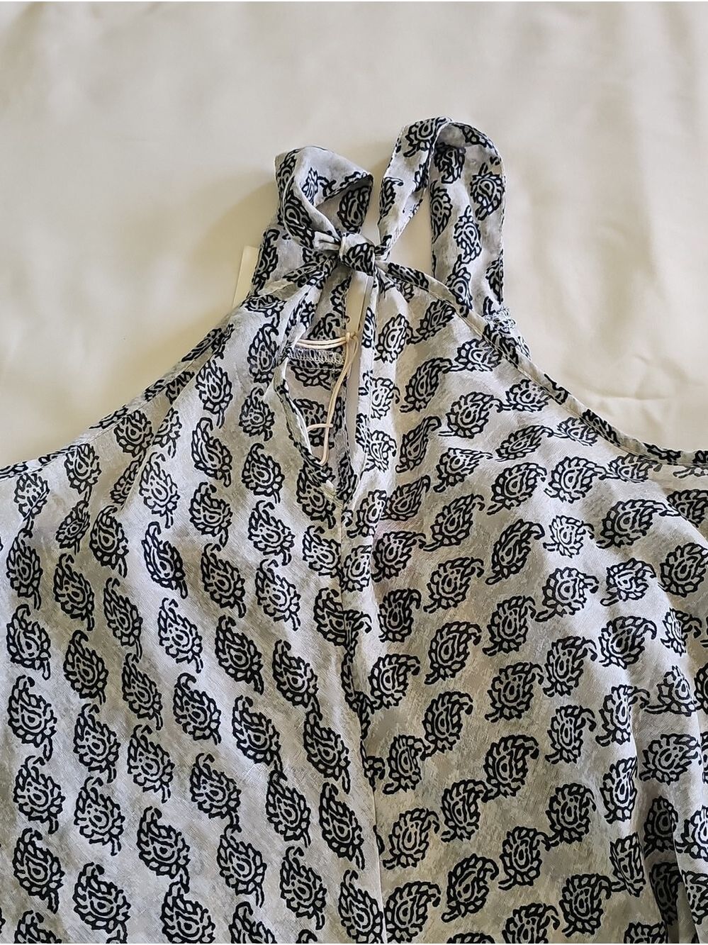 beachlunchlounge Black White Paisley Top Tie Strap - Picture 2 of 6
